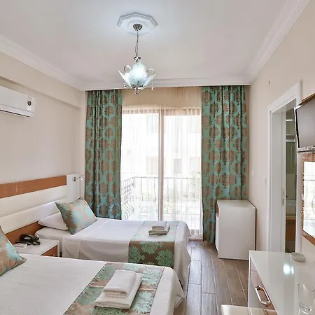 Kayahan Hotel Kaş